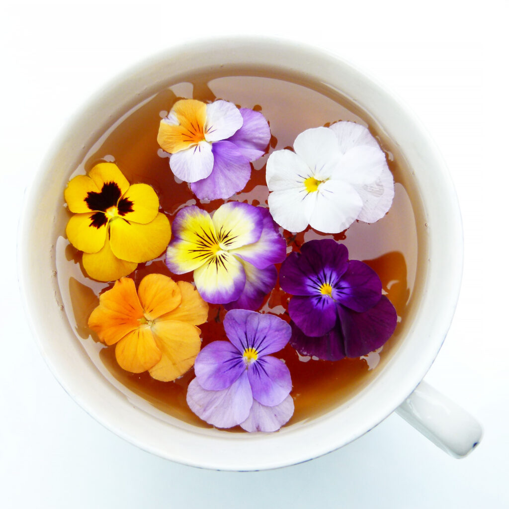Tea with Violas